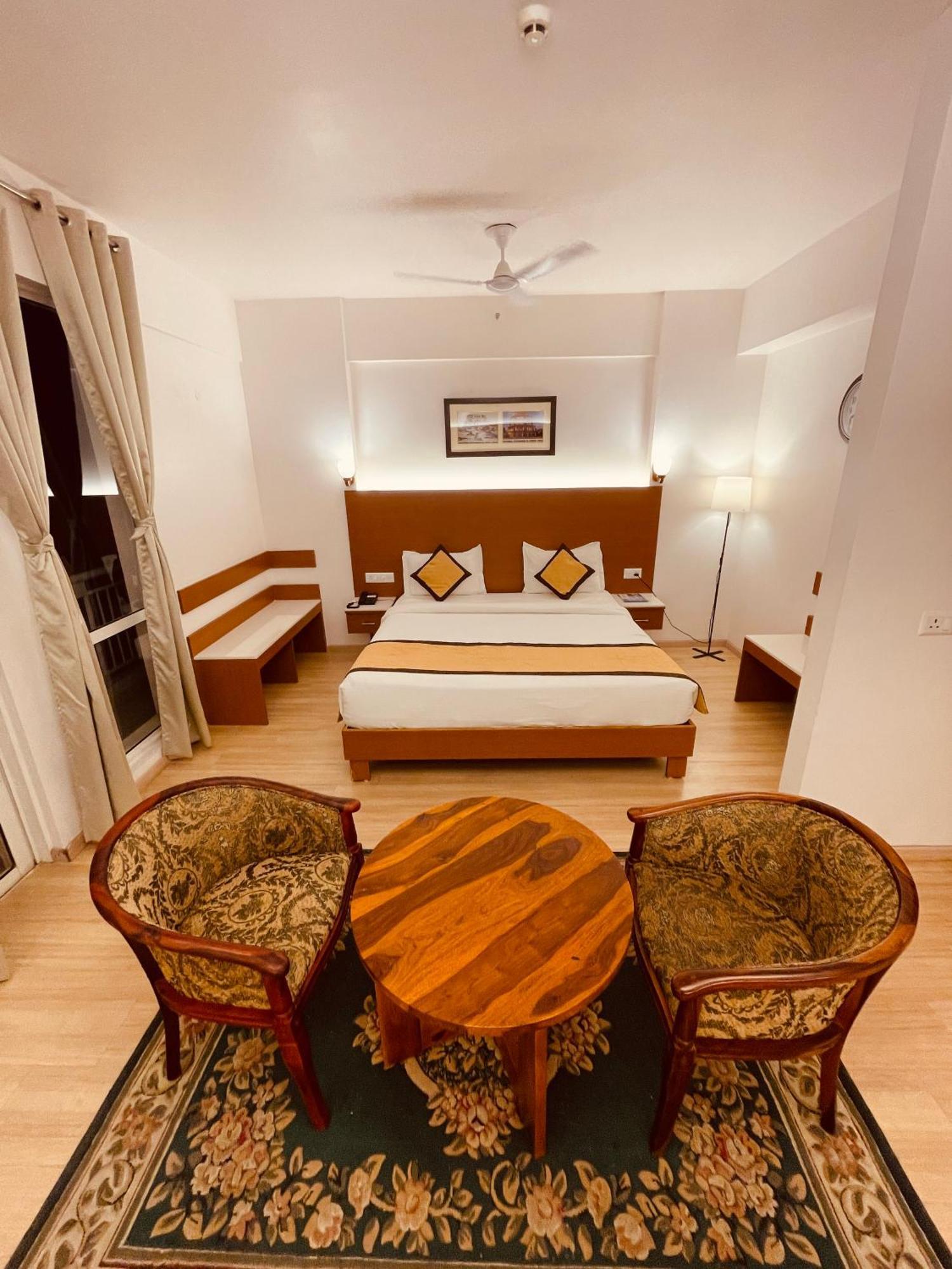 الشقق الفندقية The Grace Residency - Gomtinagar, لاكناو المظهر الخارجي الصورة
