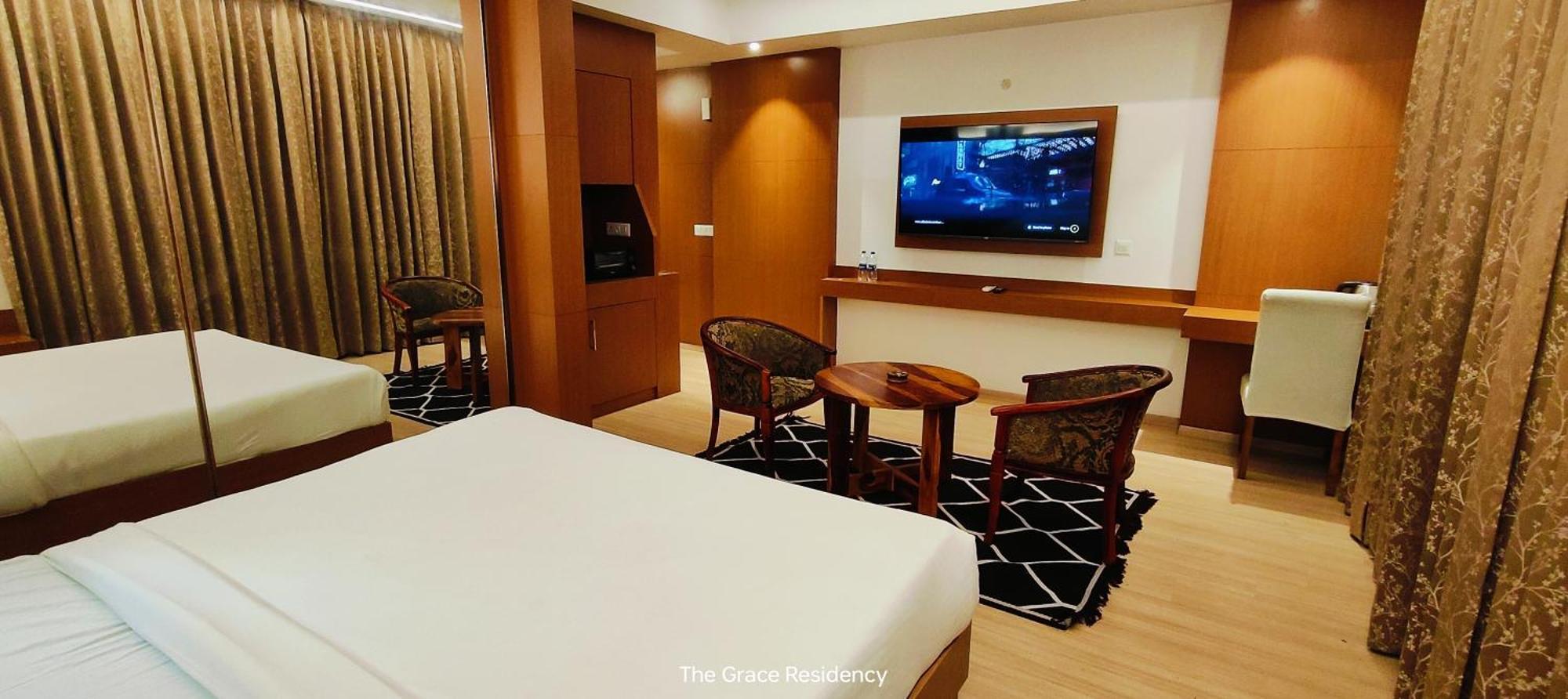 الشقق الفندقية The Grace Residency - Gomtinagar, لاكناو المظهر الخارجي الصورة